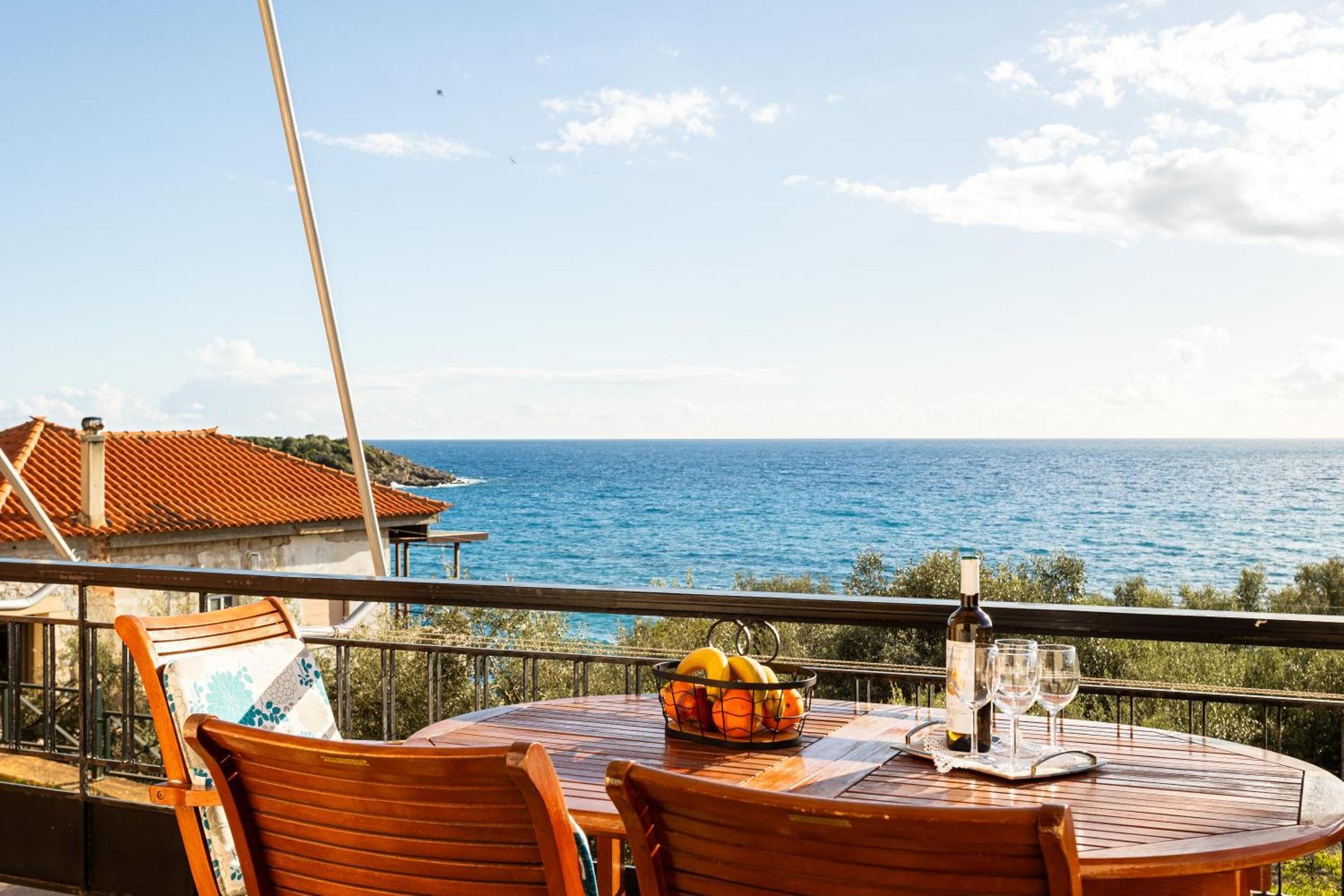 Sunset Serenity - Kardamili Seaside Getaway Ngoại thất bức ảnh